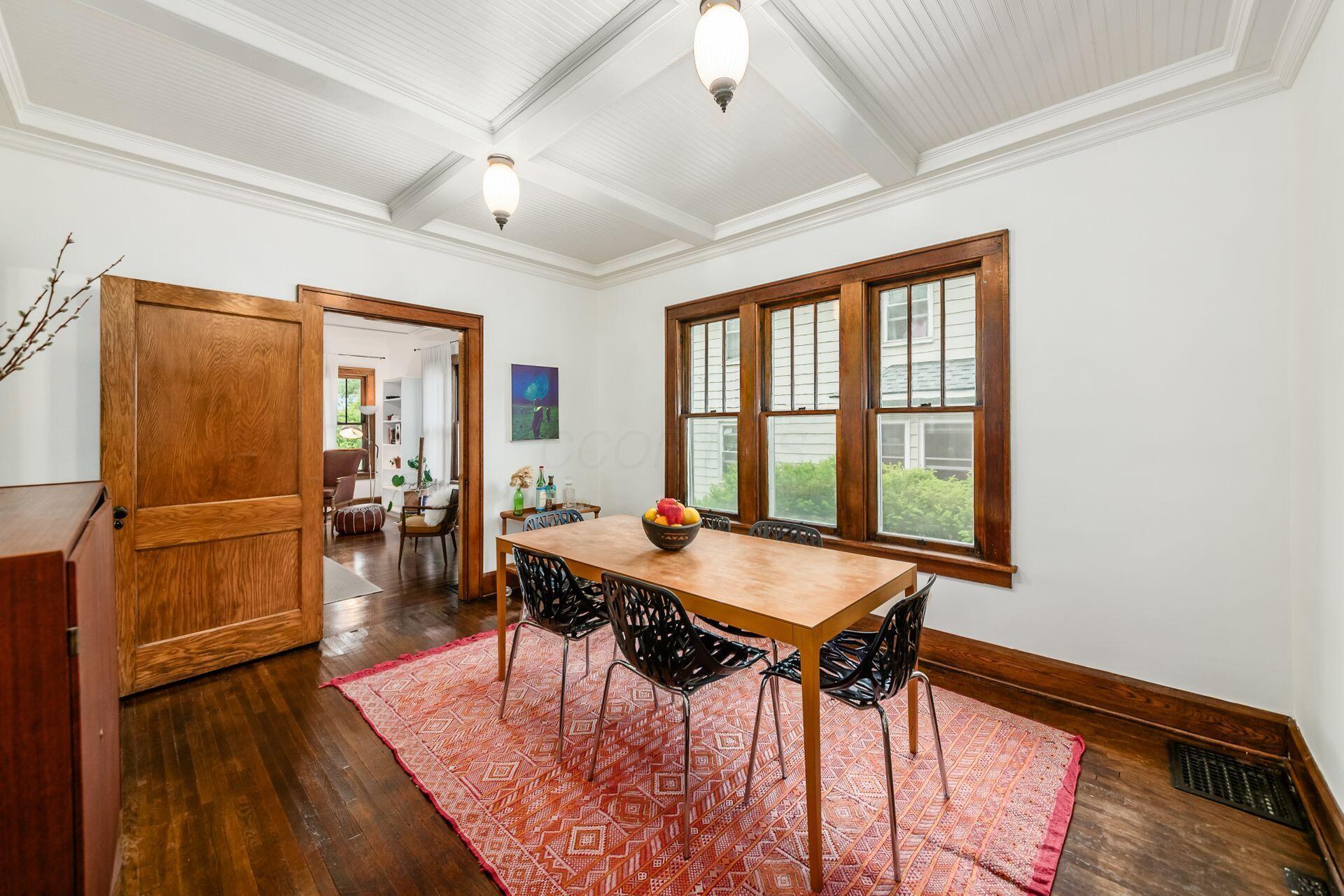 235 East Kelso Road Columbus, OH 43202 - Photo 11 of 50 Large dining room perfect for a dinner party