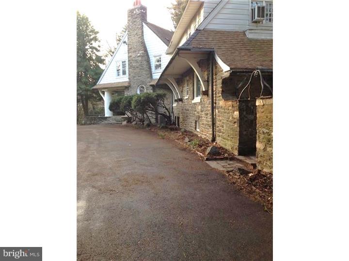 217 Barker Road Wyncote, PA 19095 - Photo 2 of 9