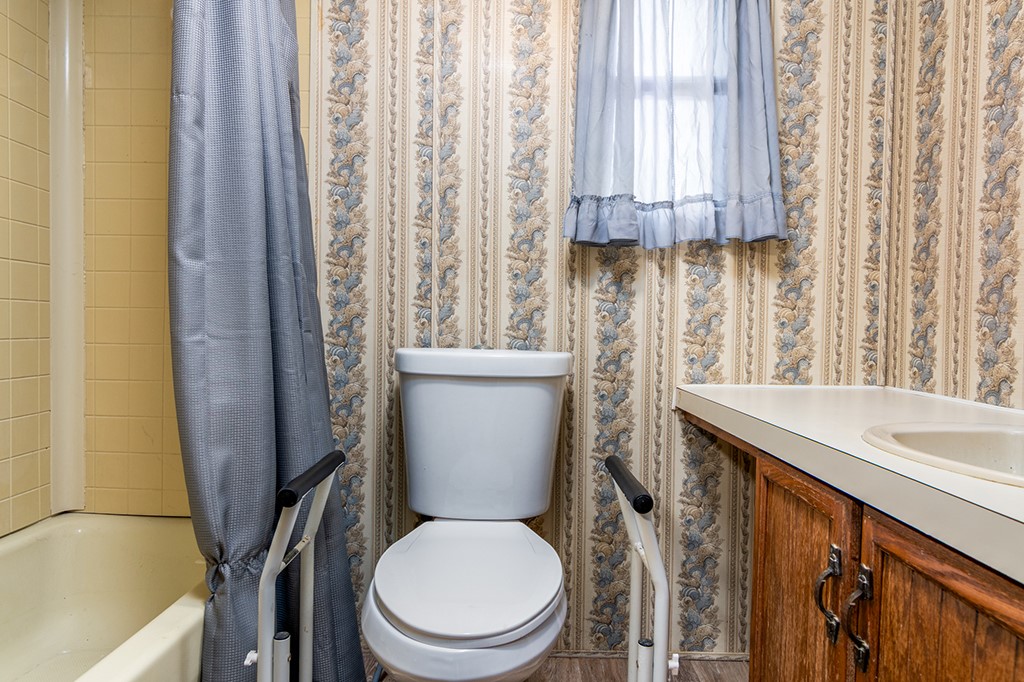 89 Wright Way Coventry, RI 02816 - Photo 11 of 18