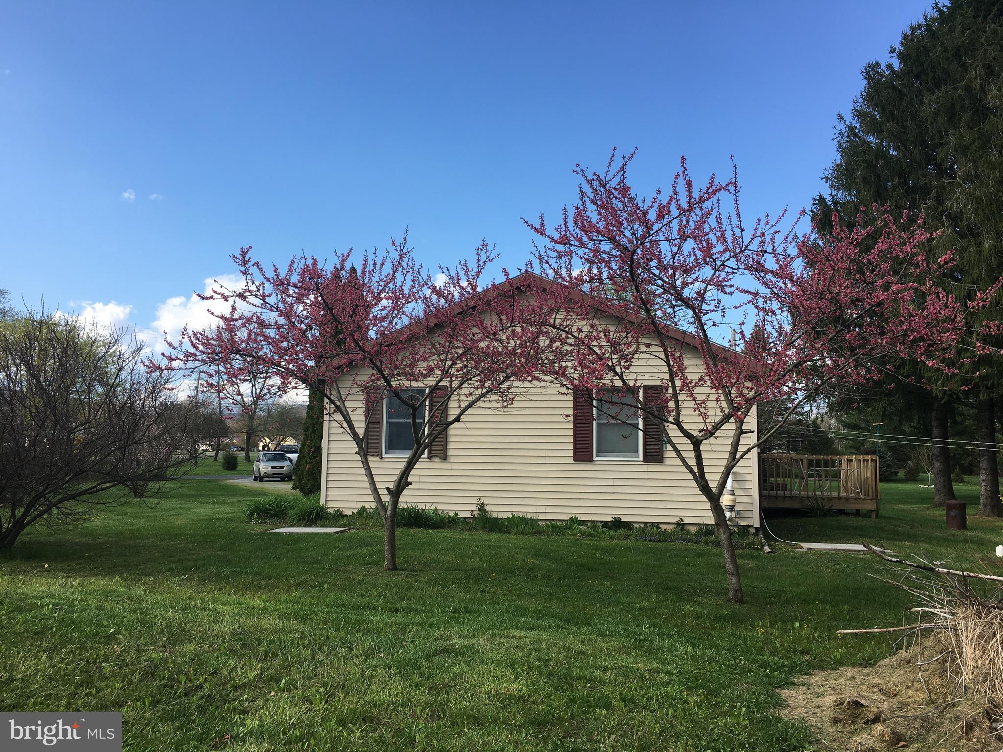 390 Sunset Road Orrtanna, PA 17353 - Photo 4 of 24 Gallery Image 4