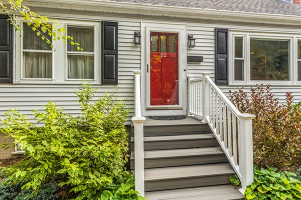 52 Murray Hill Road Malden, MA 02148 - Photo 4 of 30 Gallery Image 4