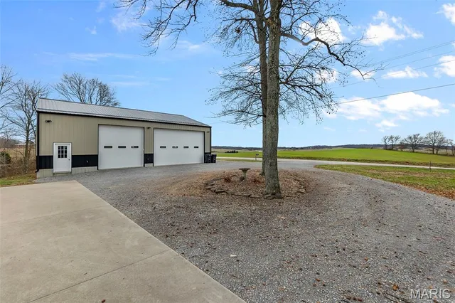 $524,900 | 1923 State Hwy PP, Scott City, MO 63780