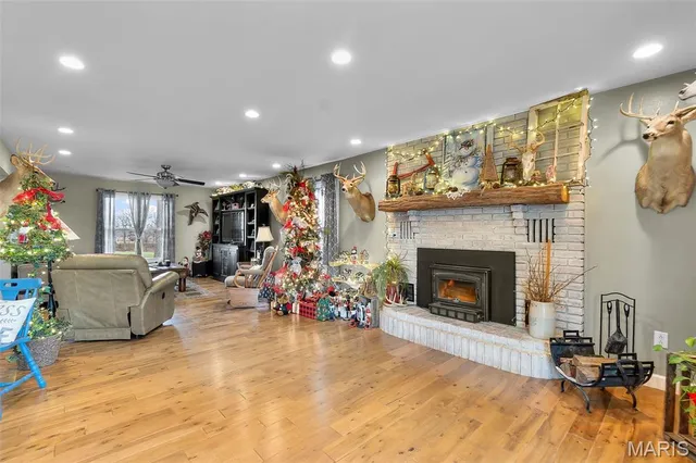 $524,900 | 1923 State Hwy PP, Scott City, MO 63780