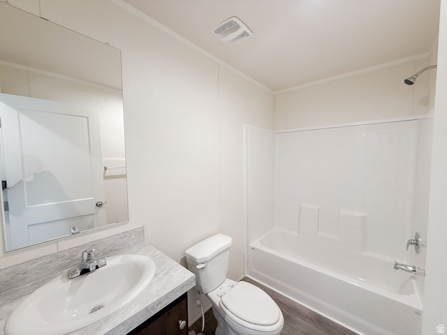 200 North Harrisville Road, Unit 29 Ogden, UT 84404 - Photo 3 of 9