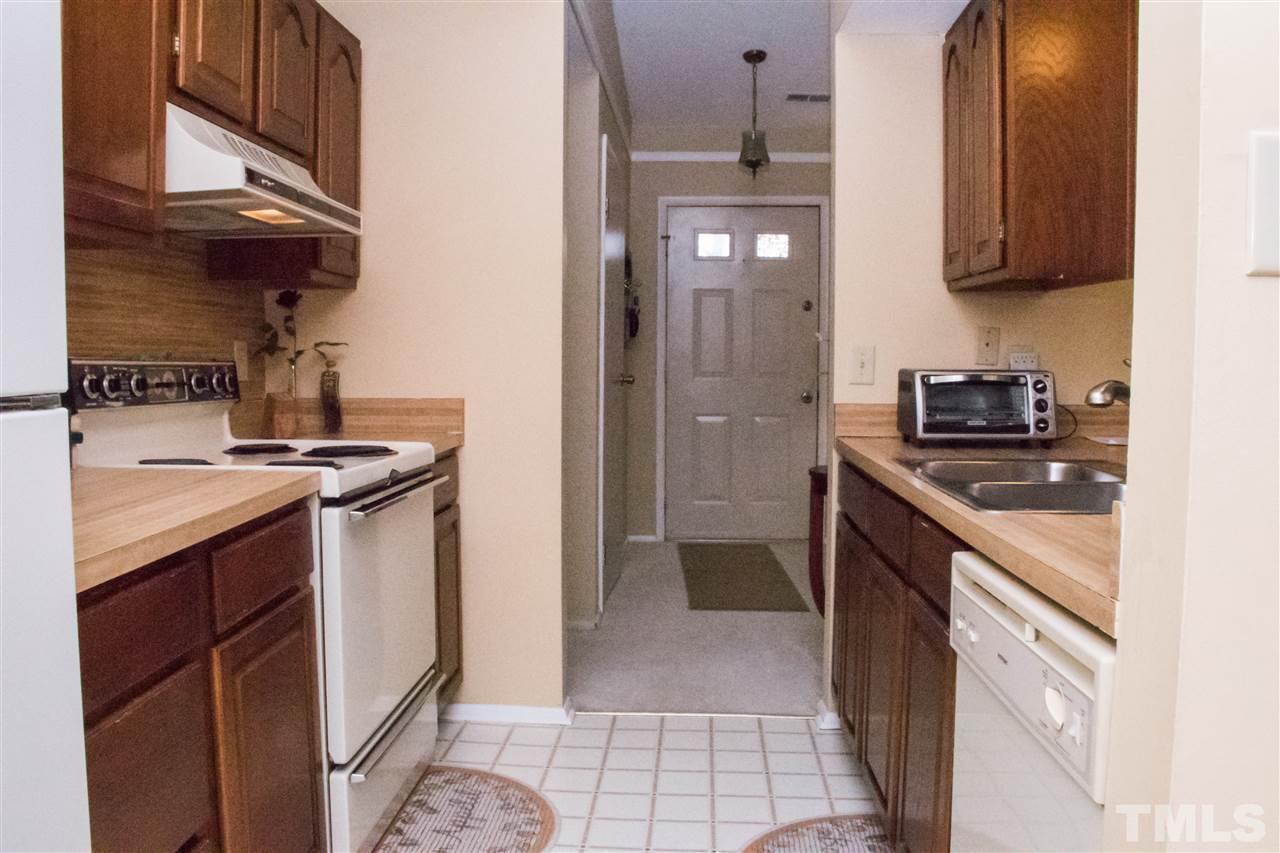 7917 Mourning Dove Road Raleigh, NC 27615 - Photo 5 of 17