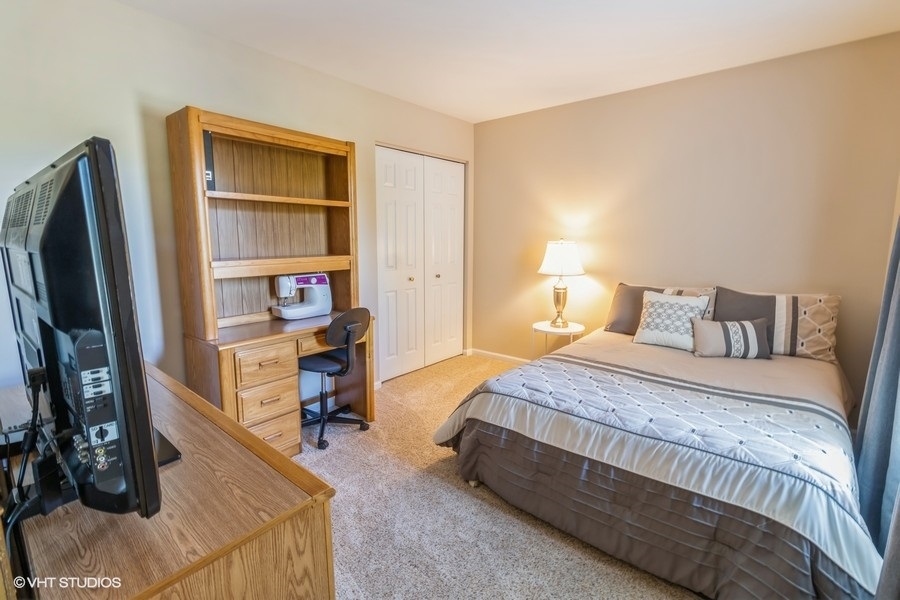 12 Trail Ridge Court Streamwood, IL 60107 - Photo 20 of 33 Gallery Image 20