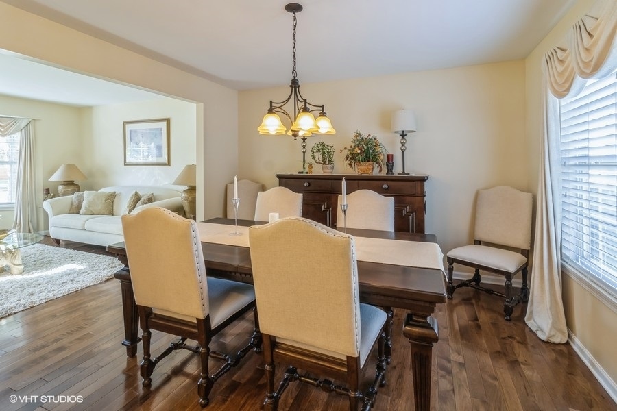 12 Trail Ridge Court Streamwood, IL 60107 - Photo 8 of 33 Gallery Image 8
