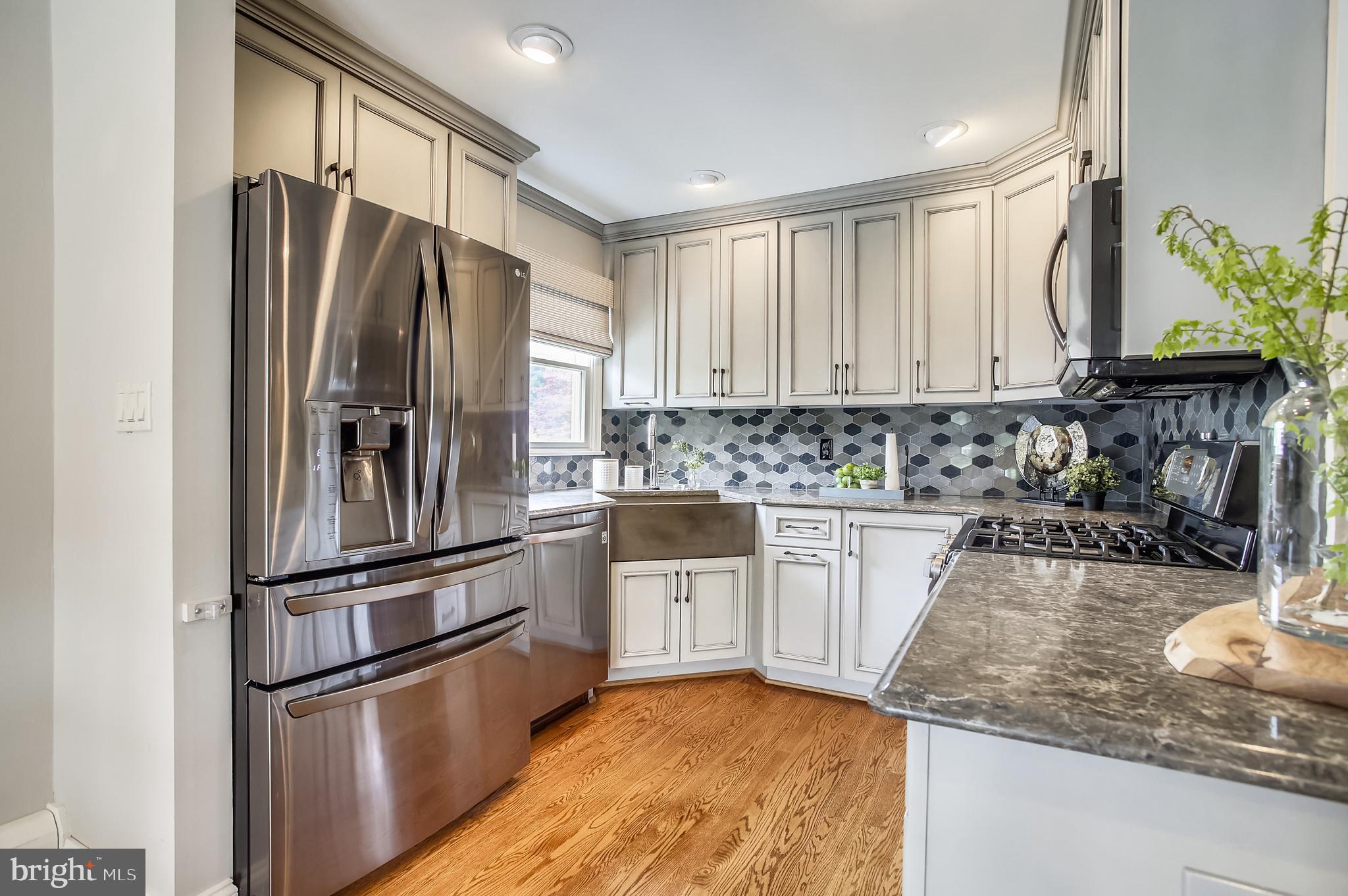 8731 Valleyfield Road Lutherville-Timonium, MD 21093 - Photo 6 of 43 Main Level-Kitchen