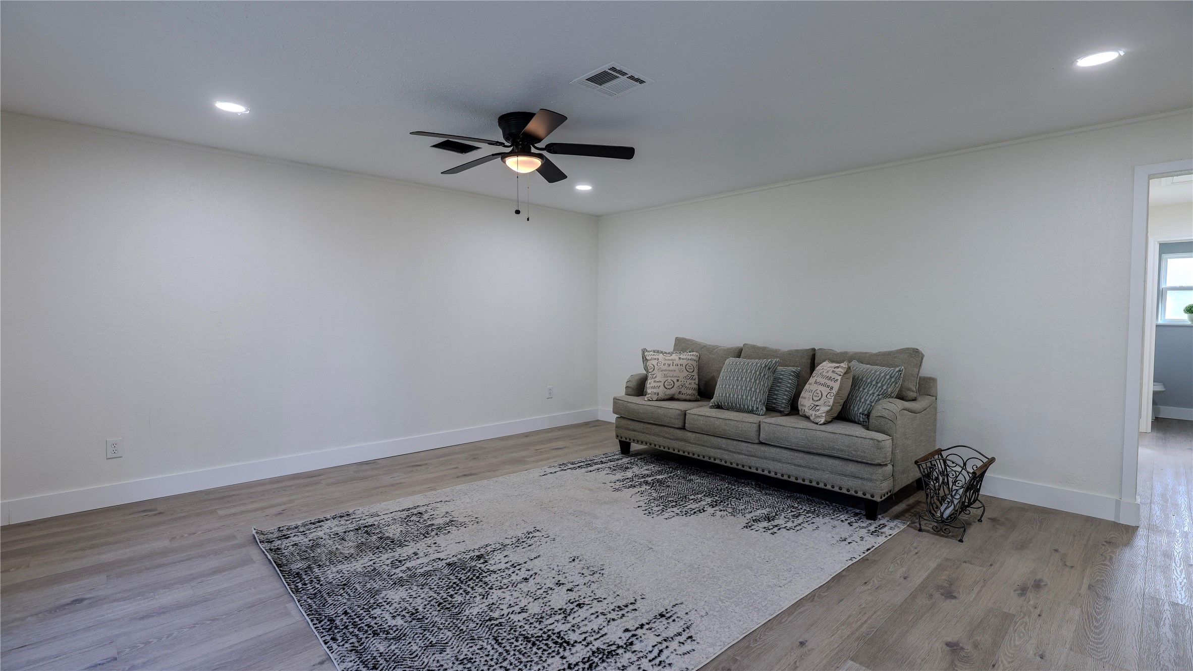 1413 North Avenue R Freeport, TX 77541 - Photo 5 of 23