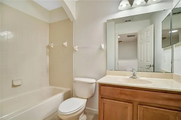 $2,000 | 10494 Park Commons Drive, Orlando, FL 32832