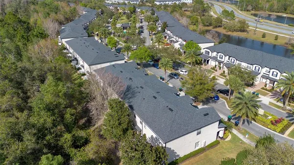 $2,000 | 10494 Park Commons Drive, Orlando, FL 32832