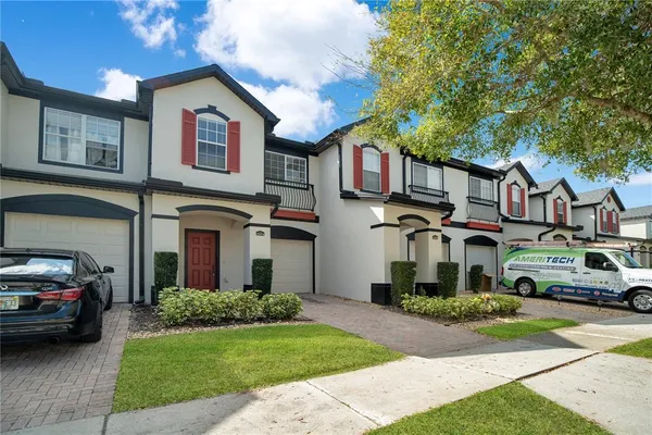 $2,000 | 10494 Park Commons Drive, Orlando, FL 32832
