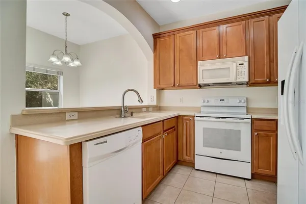 $2,000 | 10494 Park Commons Drive, Orlando, FL 32832