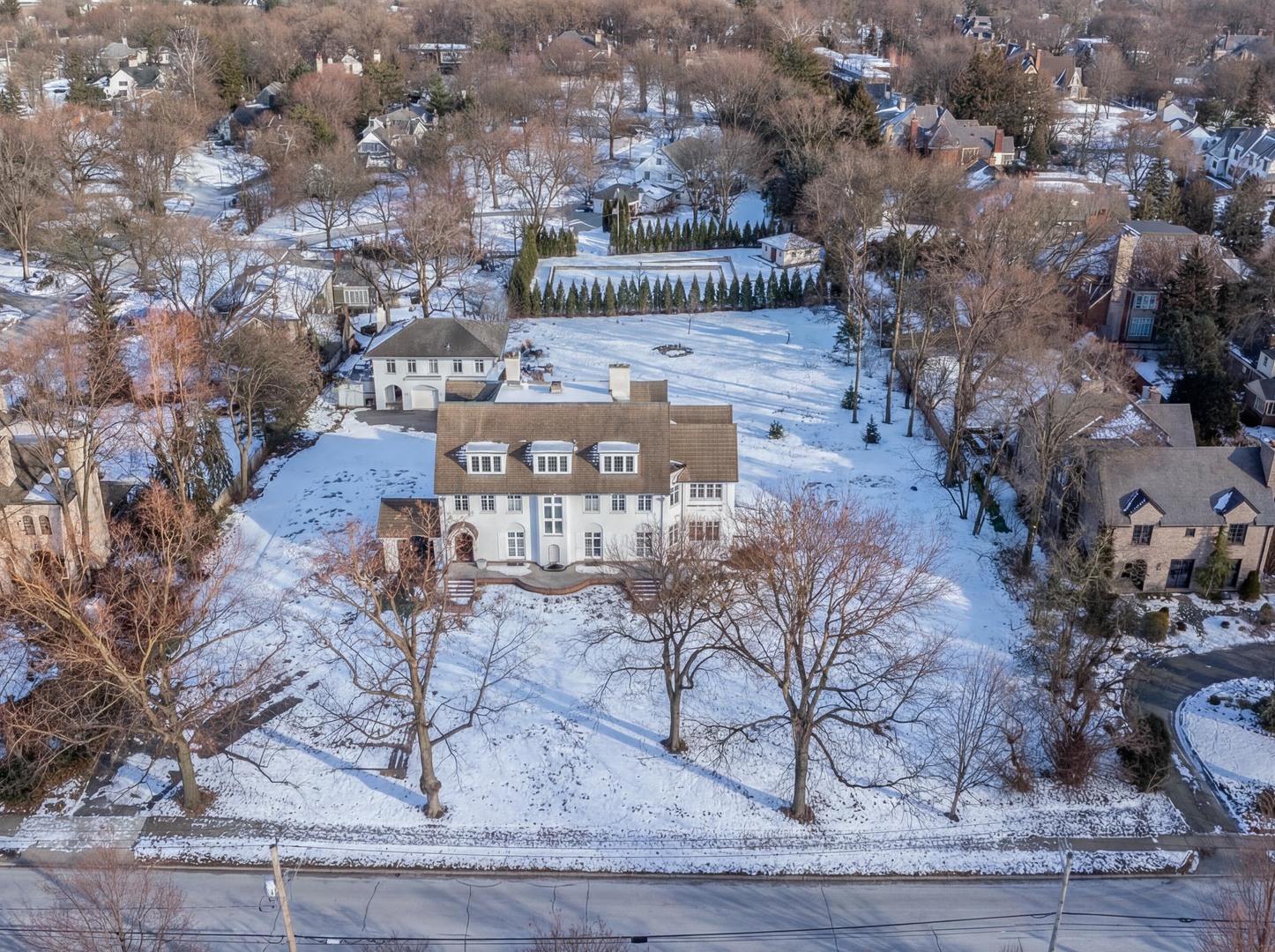625 South County Line Road Hinsdale, IL 60521 - Photo 3 of 5 Gallery Image 3