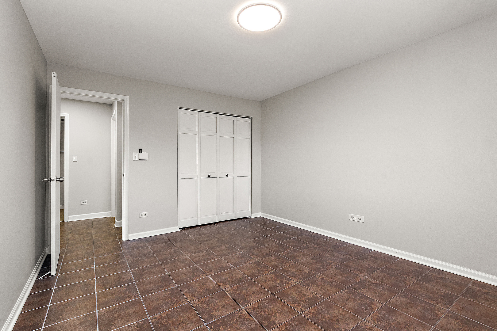 254 East Bailey Road, Unit M Naperville, IL 60565 - Photo 14 of 27 a view of an empty room