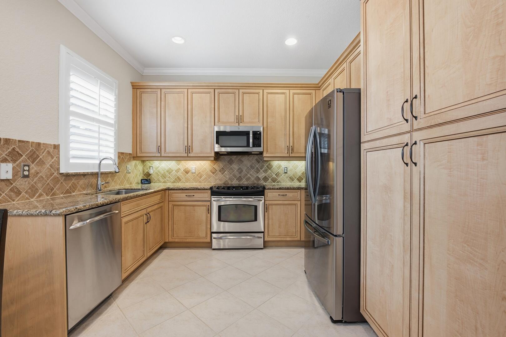7850 Red Mahogany Road Boynton Beach, FL 33437 - Photo 8 of 63 Granite Countertops