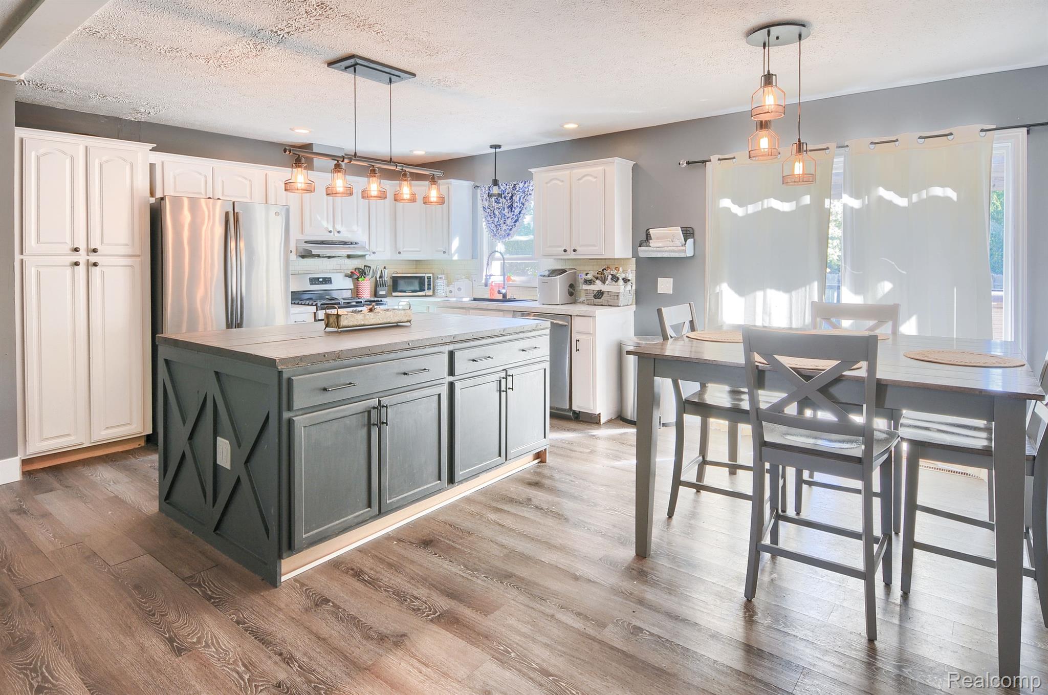 5986 Fish Lake Road North Branch, MI 48461 - Photo 4 of 30 Gallery Image 4