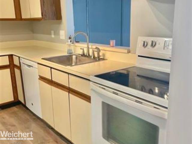 27374 Evergreen Road Lathrup Village, MI 48076 - Photo 7 of 12