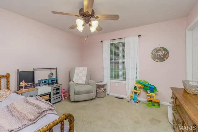 $379,900 | 20145 Providence Drive, Lebanon, MO 65536