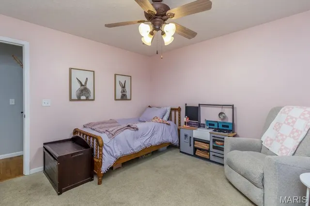 $379,900 | 20145 Providence Drive, Lebanon, MO 65536