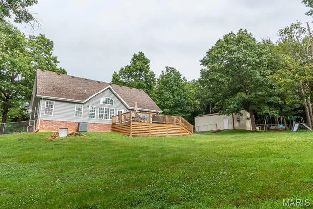 $379,900 | 20145 Providence Drive, Lebanon, MO 65536