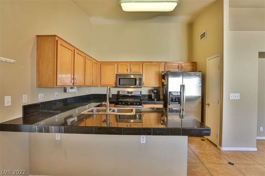 4330 Ranch Foreman Road North Las Vegas, NV 89032 - Photo 14 of 34
