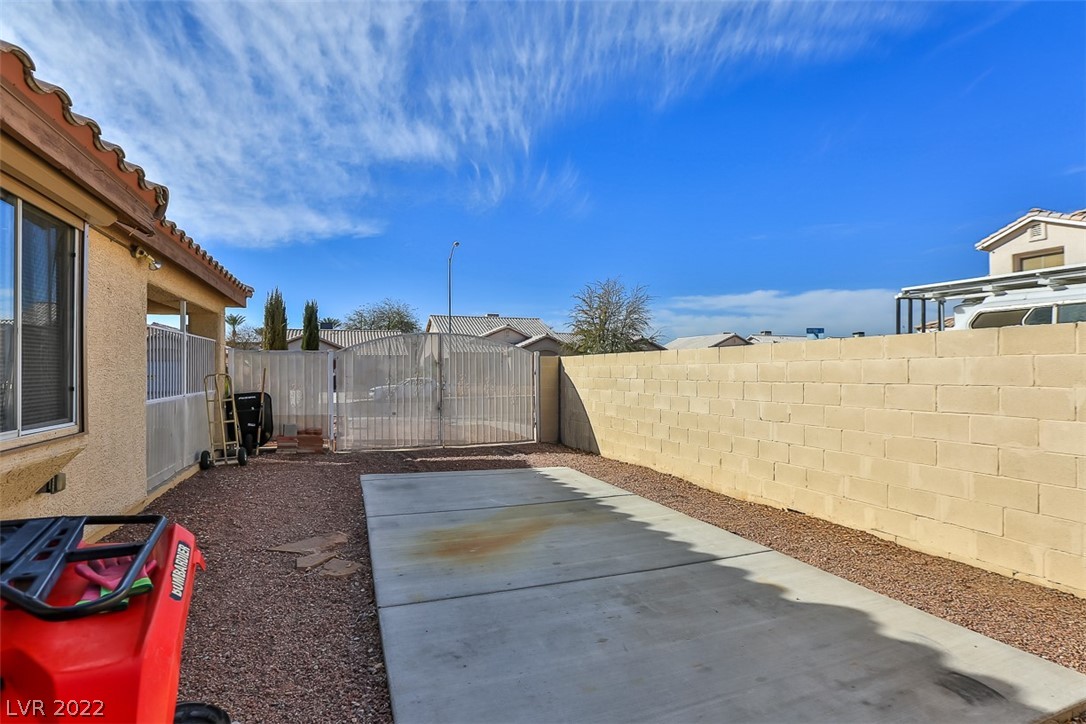 4330 Ranch Foreman Road North Las Vegas, NV 89032 - Photo 32 of 34