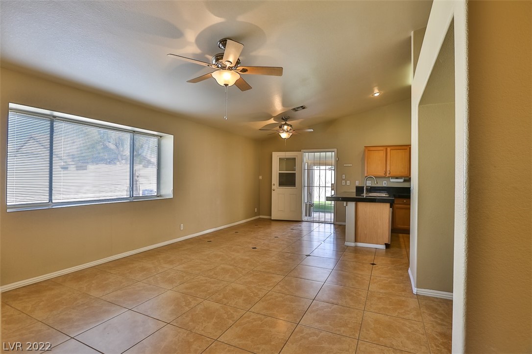 4330 Ranch Foreman Road North Las Vegas, NV 89032 - Photo 10 of 34