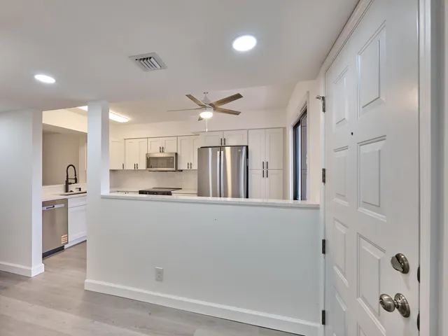 $319,995 | 6193 Pointe Regal Circle, Unit 306, Delray Beach, FL 33484