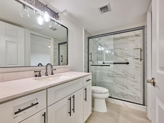 $319,995 | 6193 Pointe Regal Circle, Unit 306, Delray Beach, FL 33484