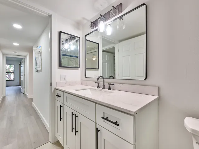 $319,995 | 6193 Pointe Regal Circle, Unit 306, Delray Beach, FL 33484