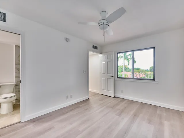 $319,995 | 6193 Pointe Regal Circle, Unit 306, Delray Beach, FL 33484