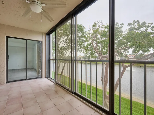 $319,995 | 6193 Pointe Regal Circle, Unit 306, Delray Beach, FL 33484