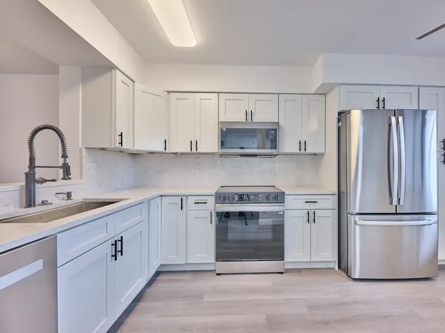 $319,995 | 6193 Pointe Regal Circle, Unit 306, Delray Beach, FL 33484