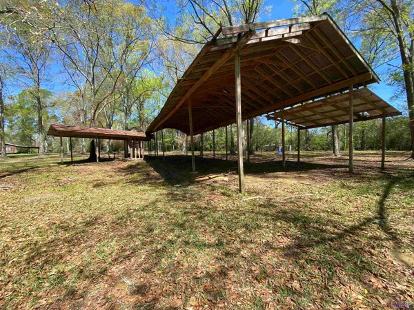 $300,000 | 11077 Lawrence Road, Hammond, LA 70403