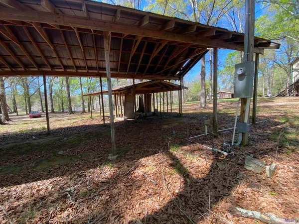 $300,000 | 11077 Lawrence Road, Hammond, LA 70403
