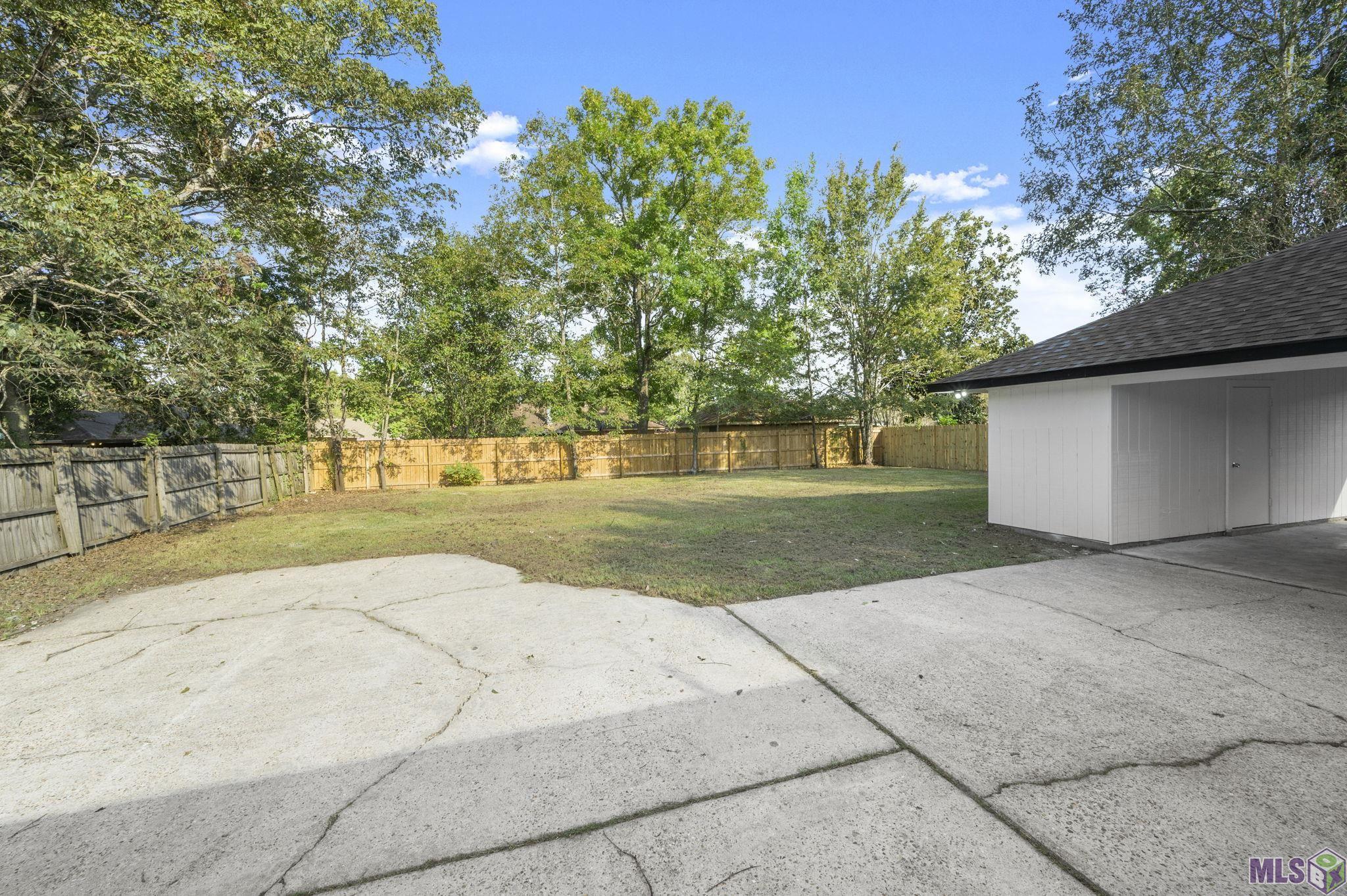 10806 Timberlane Avenue Baton Rouge, LA 70811 - Photo 17 of 19 Gallery Image 17