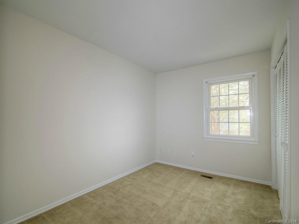 8335 Knights Bridge Road Charlotte, NC 28210 - Photo 16 of 20 Gallery Image 16
