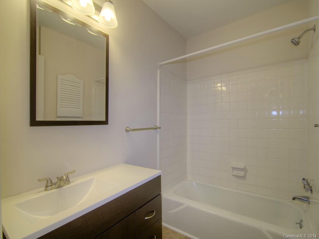 8335 Knights Bridge Road Charlotte, NC 28210 - Photo 18 of 20 Gallery Image 18