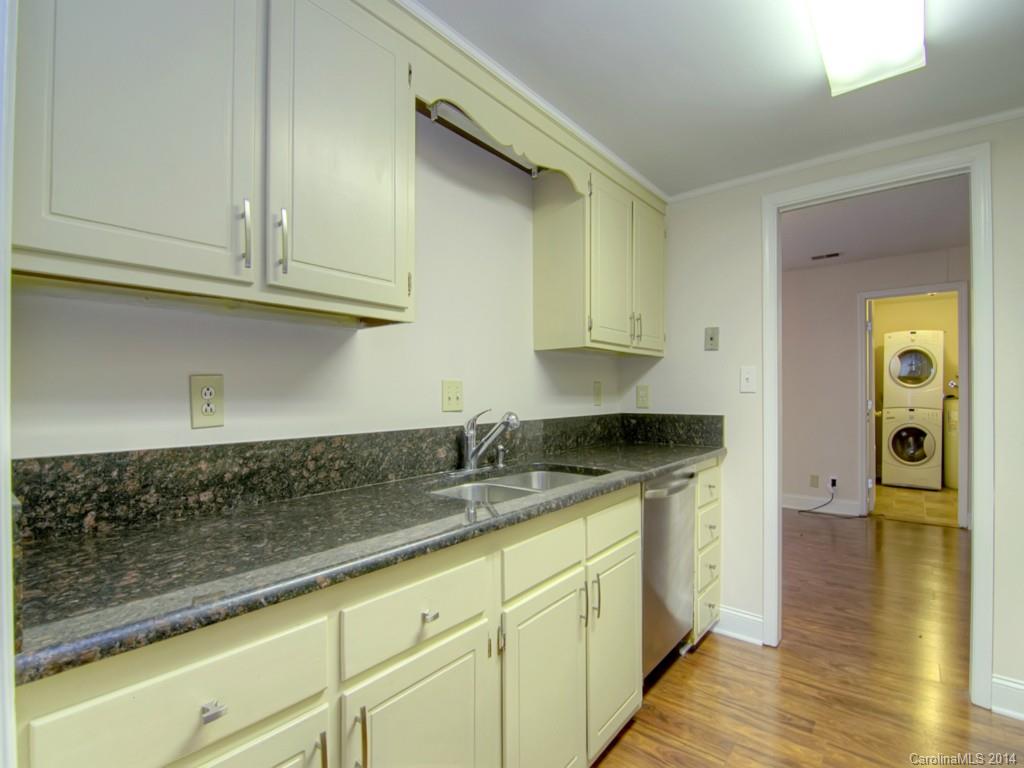 8335 Knights Bridge Road Charlotte, NC 28210 - Photo 7 of 20 Gallery Image 7