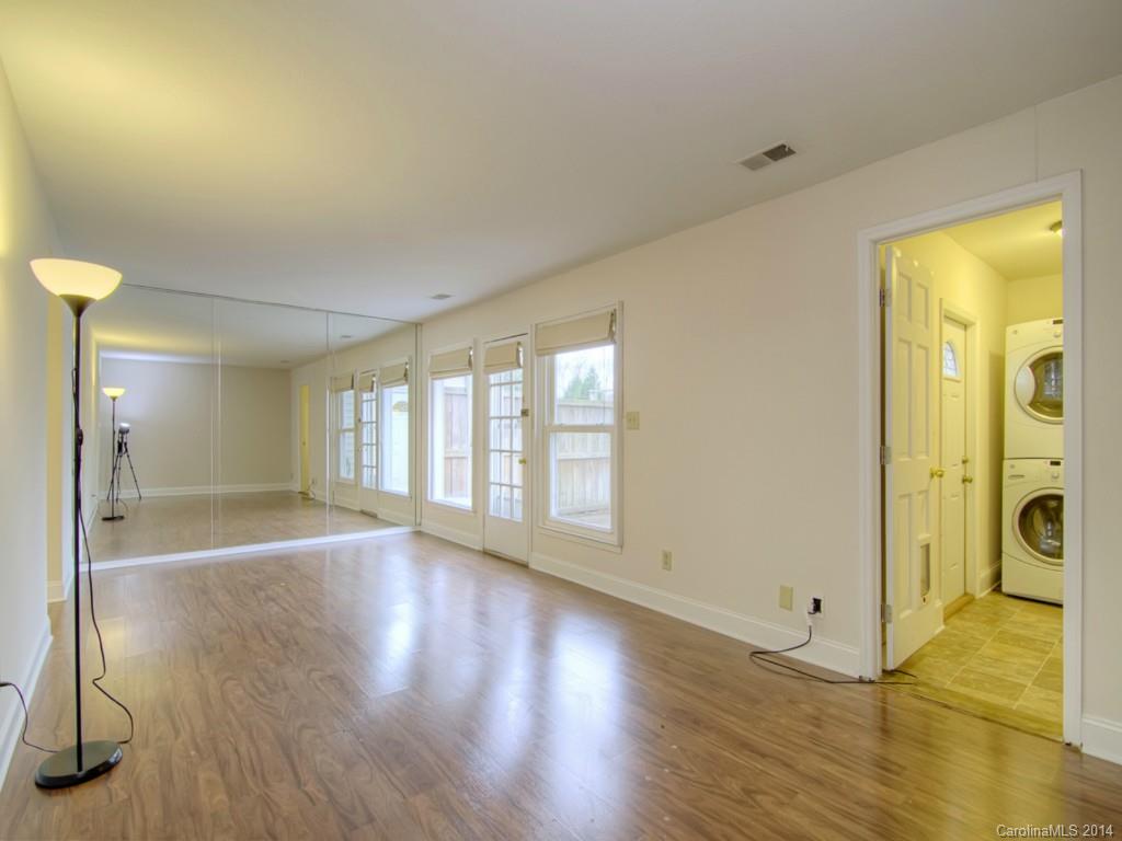 8335 Knights Bridge Road Charlotte, NC 28210 - Photo 10 of 20 Gallery Image 10