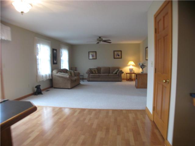 240 Holder Road Baltimore, OH 43105 - Photo 5 of 18