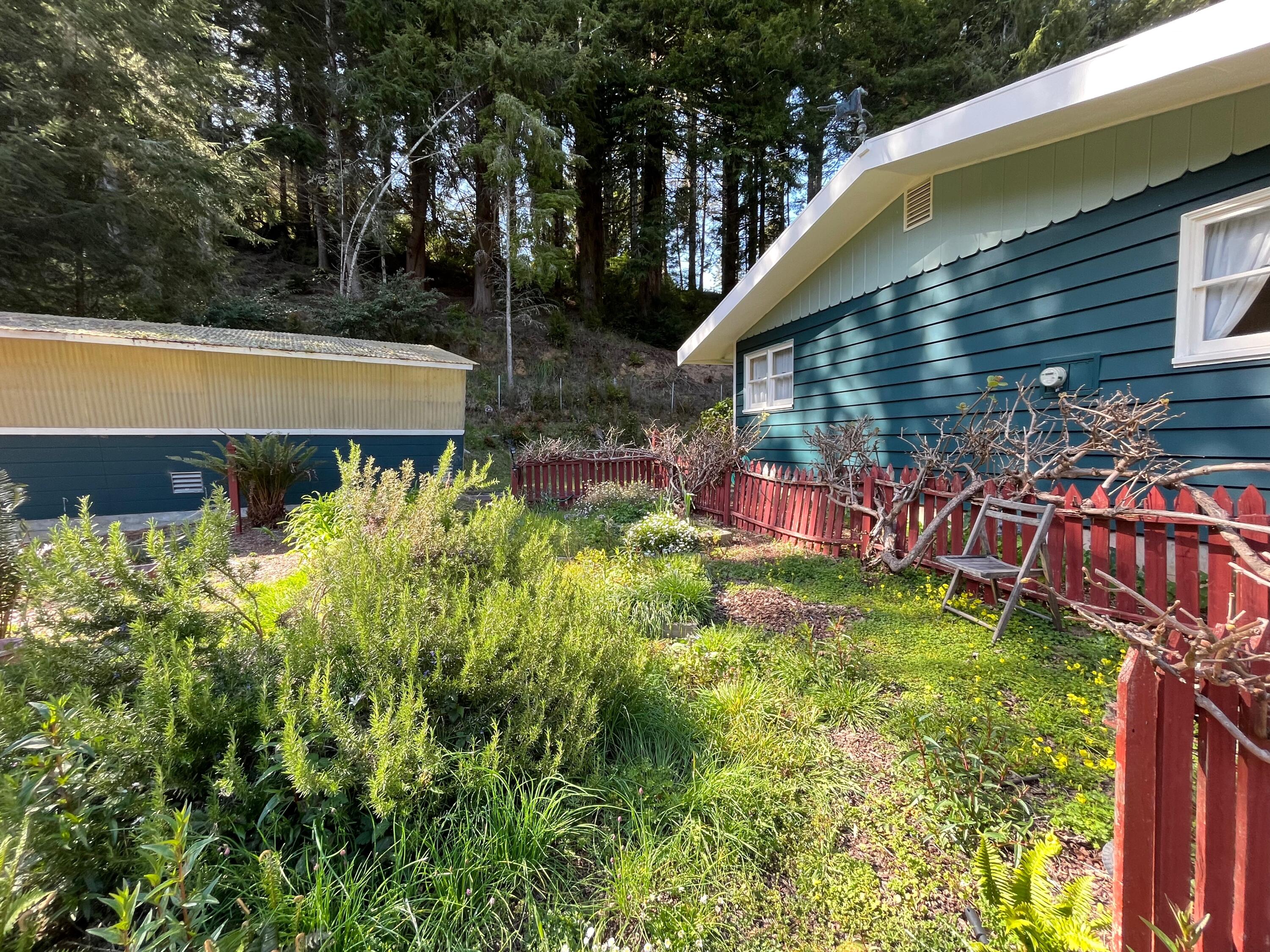 7569 Berta Road Eureka, CA 95503 - Photo 10 of 137 Main House