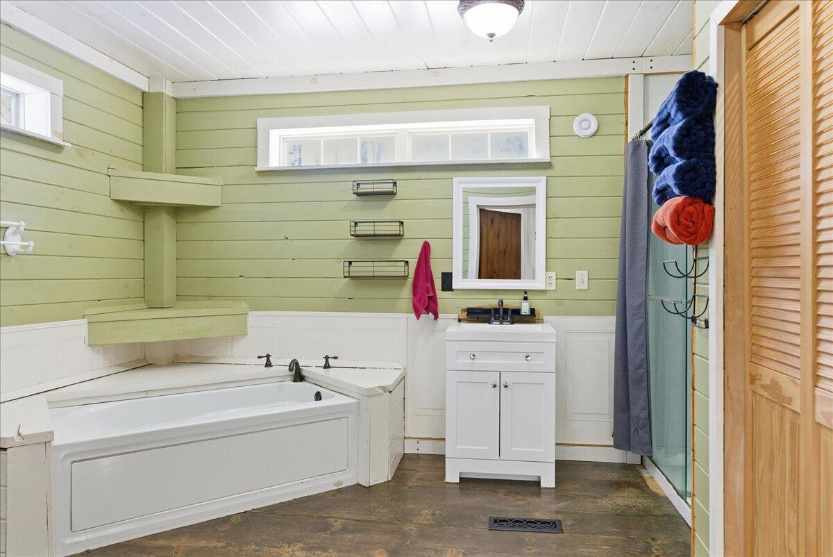 16 Trillium Estates Rome, ME 04963 - Photo 7 of 41 Bathroom