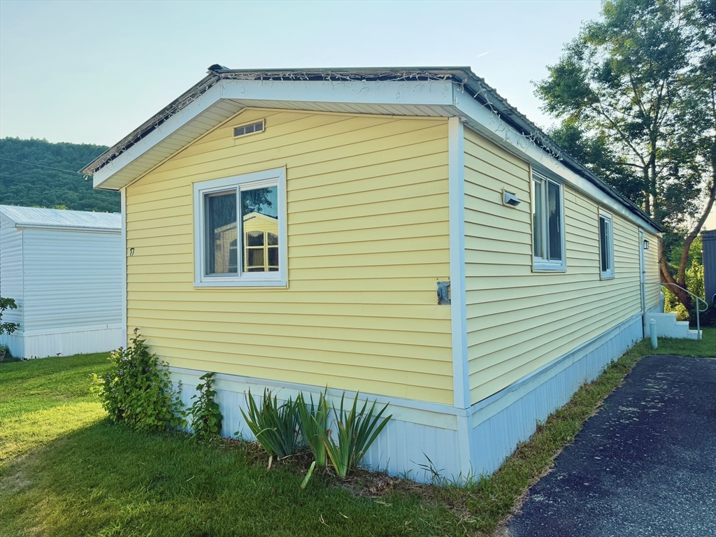 268 Palmer Road, Unit 17 Monson, MA 01057 - Photo 15 of 17