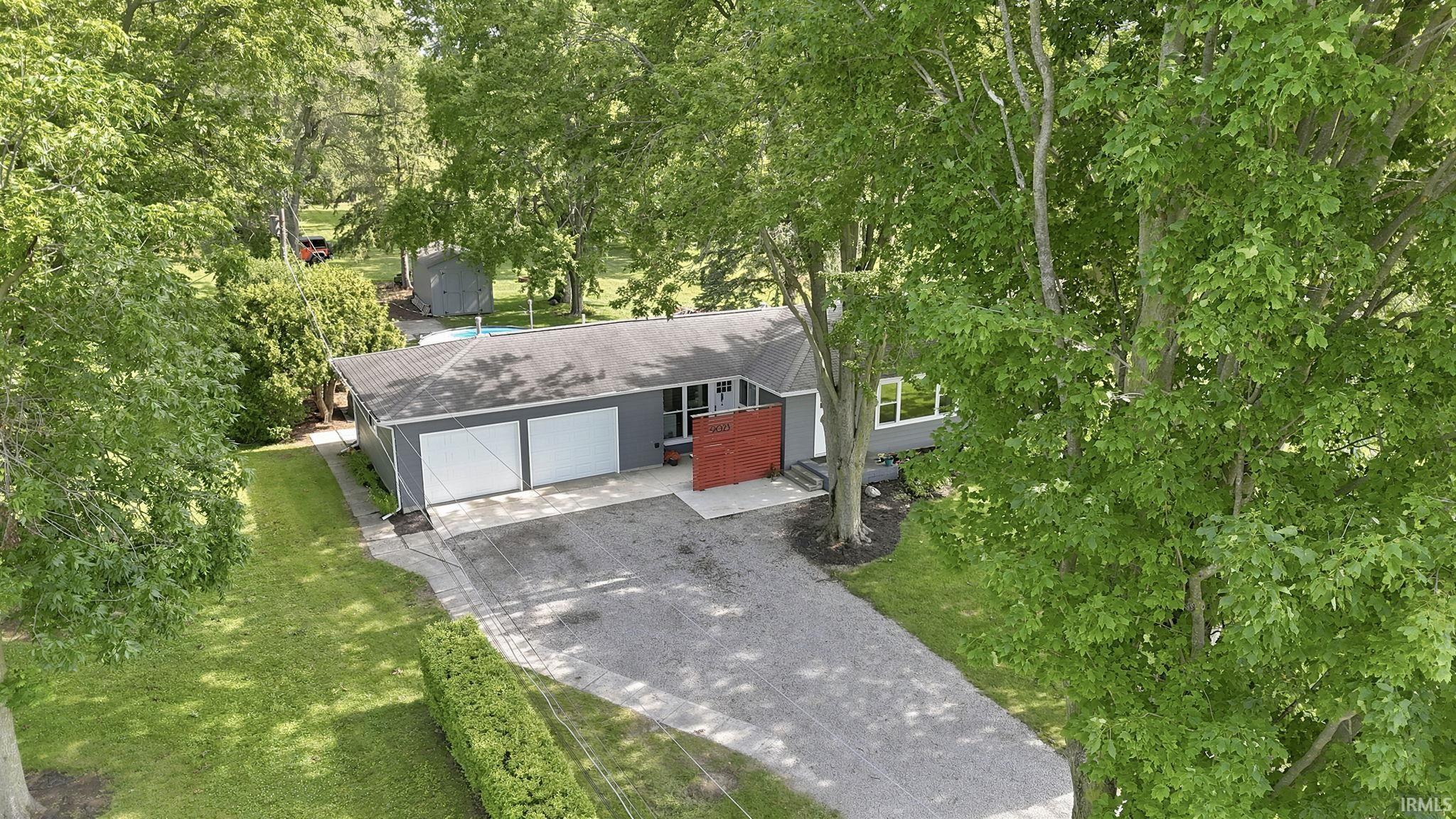 9023 Trier Road Fort Wayne, IN 46815 - Photo 3 of 31