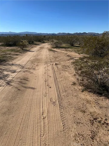 $59,000 | 326 Surrey, Yucca Valley, CA 92284