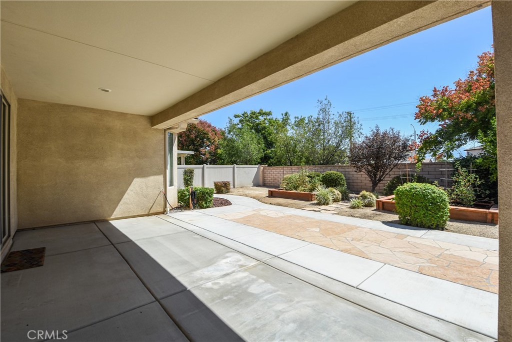 1506 Via Rojas Hemet, CA 92545 - Photo 23 of 34