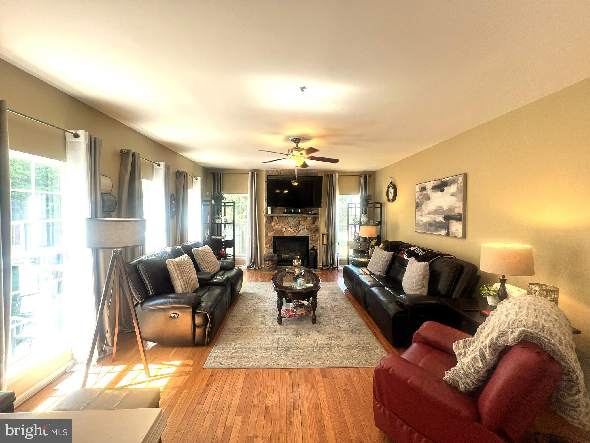 16600 Mannington Road Accokeek, MD 20607 - Photo 6 of 19 Family Room
