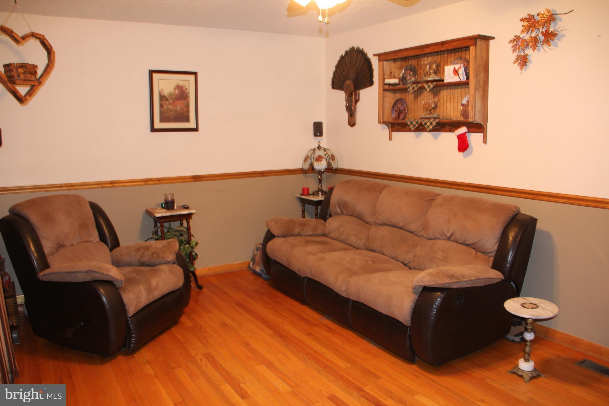 336 Lockhouse Road Falling Waters, WV 25419 - Photo 12 of 28 Living Room